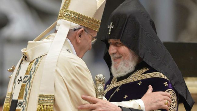 Βολές κατά του Πάπα Φραγκίσκου από την Άγκυρα για τη γενοκτονία των Αρμενίων