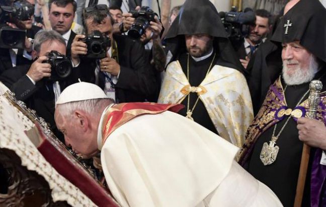 Ο Πάπας Φραγκίσκος μίλησε ξανά για Γενοκτονία των Αρμενίων