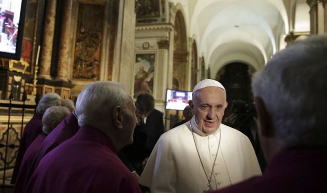 Στιγμιότυπο από την επίσκεψη του Πάπα στο Τορίνο