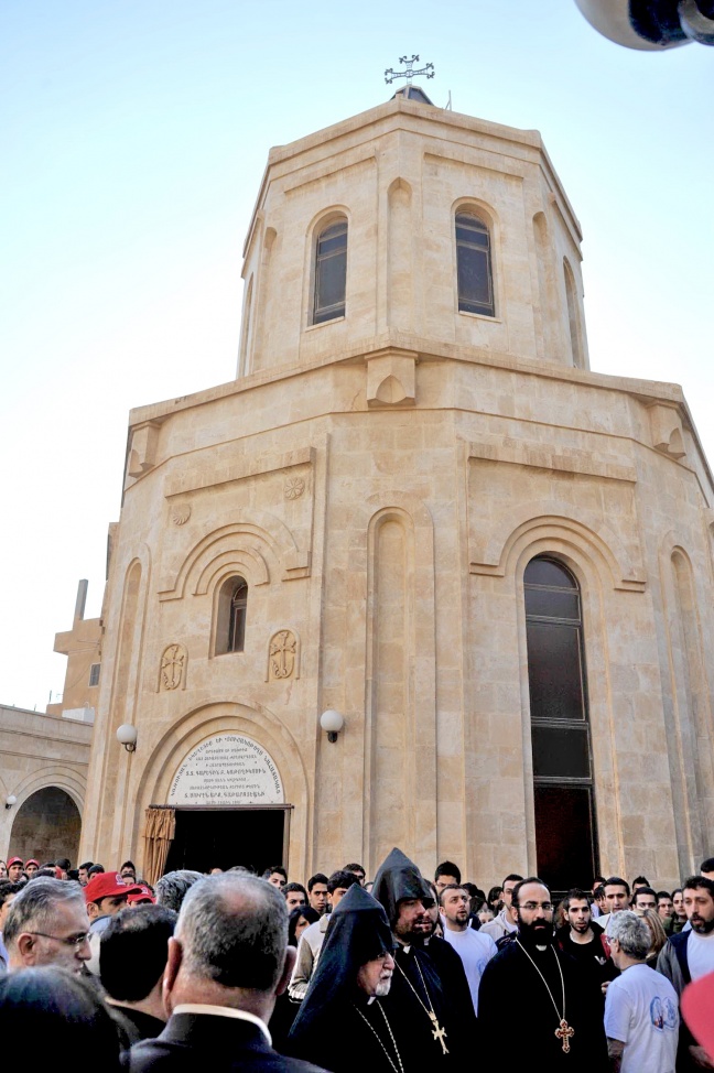ISIS Destroys Armenian Genocide Memorial Church in Der Zor