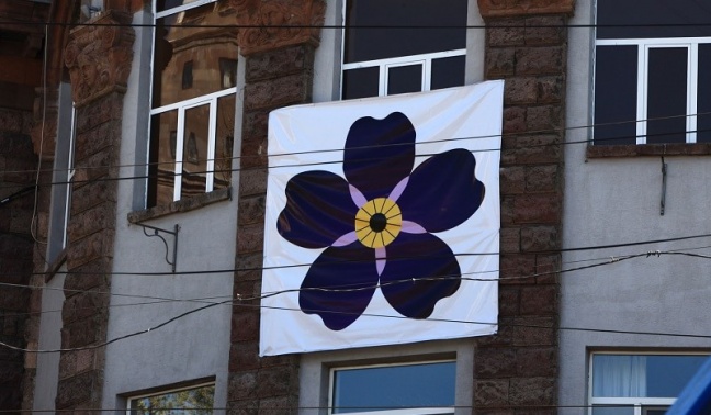 Ο συμβολισμός του άνθους για την 100ή επέτειο της Αρμενικής Γενοκτονίας