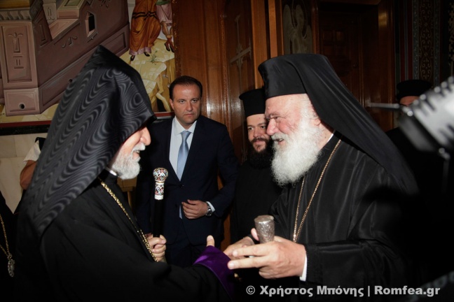 Σε Αρχιεπίσκοπο και Πρωθυπουργό ο Πατριάρχης Αράμ (φωτογραφίες)