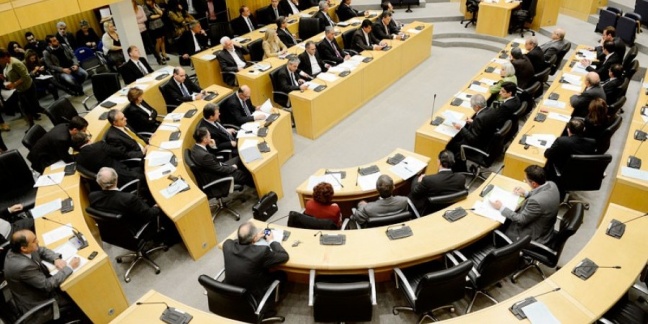 Βουλή: Προς ποινικοποίηση η μη αναγνώριση γενοκτονίας