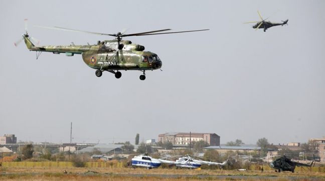 Η Ρωσία στέλνει ελικόπτερα και ενισχύει τις δυνάμεις της στα σύνορα Αρμενίας - Τουρκίας